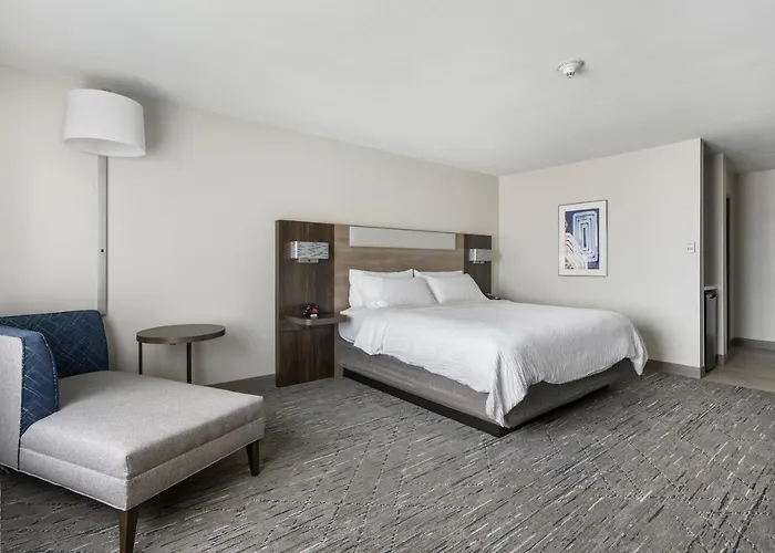 Hotel Express Peru-lasalle Area By Ihg Peru
