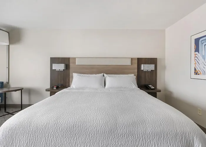Express Peru-lasalle Area By Ihg 2*