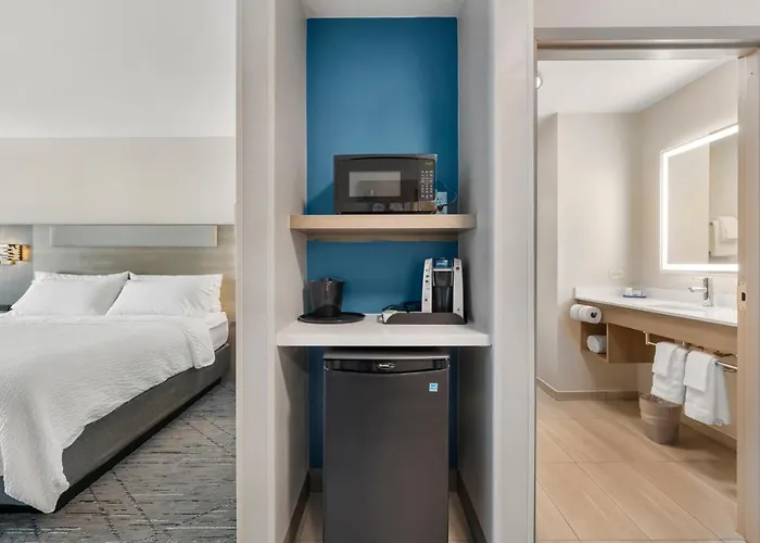 Hotel Express Peru-lasalle Area By Ihg Peru