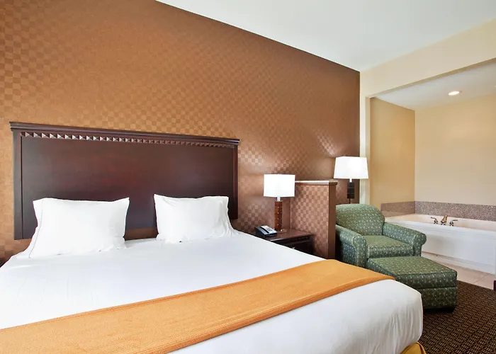 Express Peru-lasalle Area By Ihg Hotel Peru