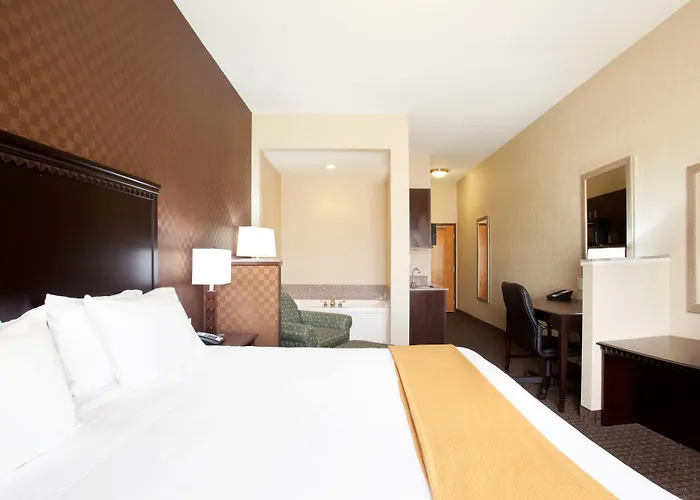 Express Peru-lasalle Area By Ihg Hotel