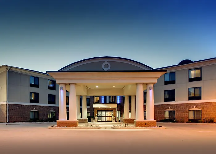 Express Peru-lasalle Area By Ihg Hotel