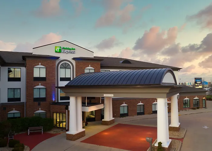 Hotel Express Peru-lasalle Area By Ihg Peru